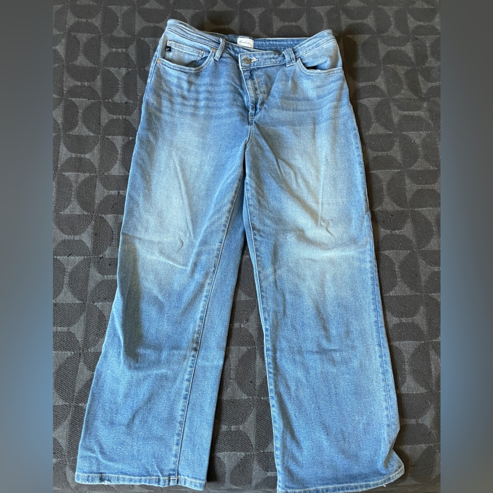 KanCan Crossover fly Straight leg Sky Blue Straight Jeans